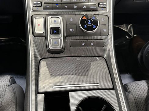 Certified 2023 Hyundai Santa Fe SEL AWD/4WD image 18