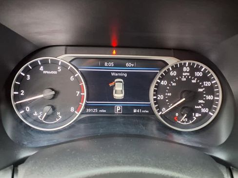 Used 2023 Nissan Sentra SR w/ Midnight Edition Package image 19