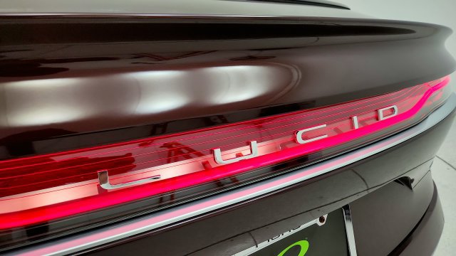 Used 2024 Lucid Air Pure RWD image 32