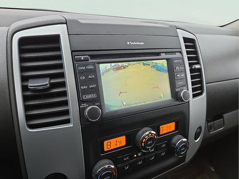 Used 2021 Nissan Frontier PRO-4X w/ Pro-4x Utility Package image 14