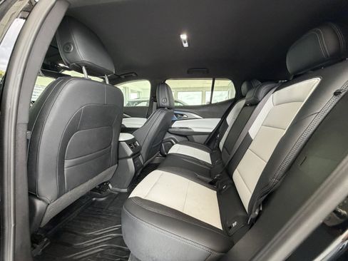 Used 2025 Chevrolet Equinox EV LT w/ Convenience Package II AWD/4WD image 17