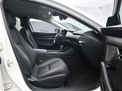 Used 2020 MAZDA MAZDA3 AWD Sedan w/ Black Accent Package image 27