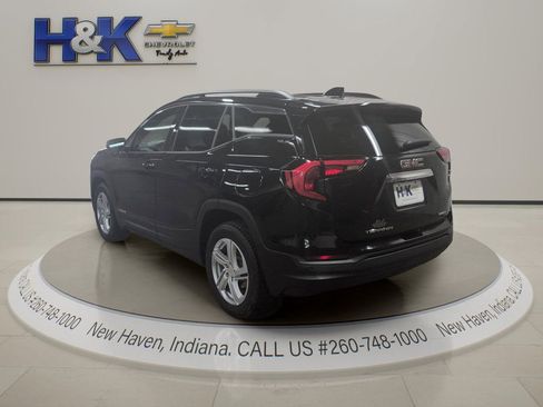 Used 2019 GMC Terrain SLE w/ Driver Convenience Package AWD/4WD image 4