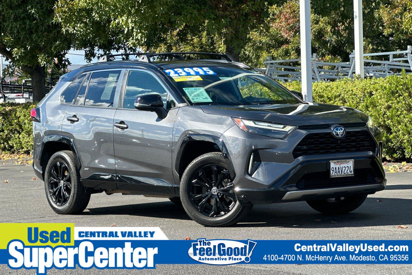 Used 2022 Toyota RAV4 XSE AWD/4WD image 1
