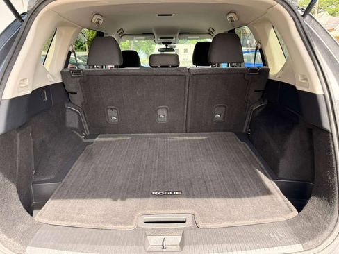 Used 2021 Nissan Rogue S AWD/4WD image 26