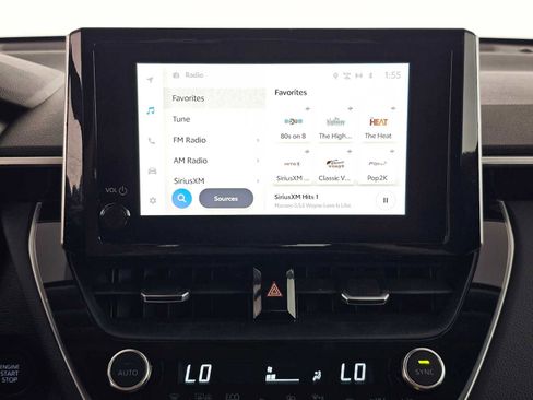 Used 2024 Toyota Corolla Cross XLE w/ Convenience Package image 28