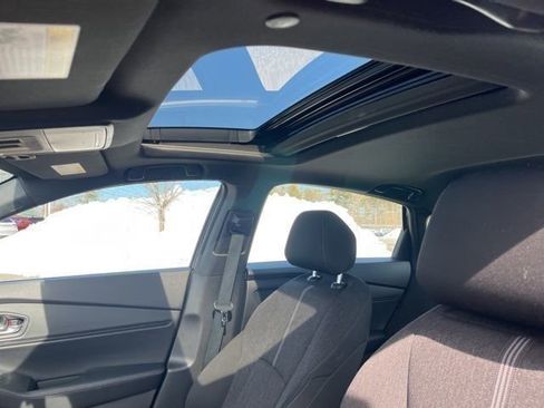 Used 2023 Honda Accord Sport image 21