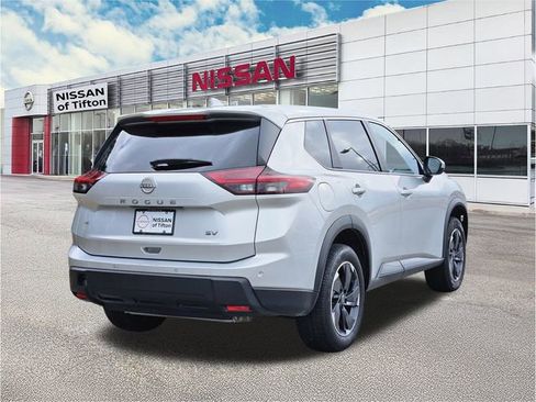 Certified 2024 Nissan Rogue SV image 4