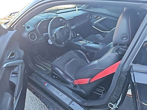 Used 2018 Chevrolet Camaro ZL1 image 5