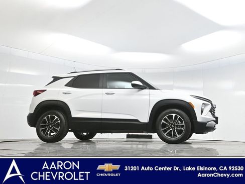 New 2025 Chevrolet TrailBlazer LT w/ Convenience Package image 60