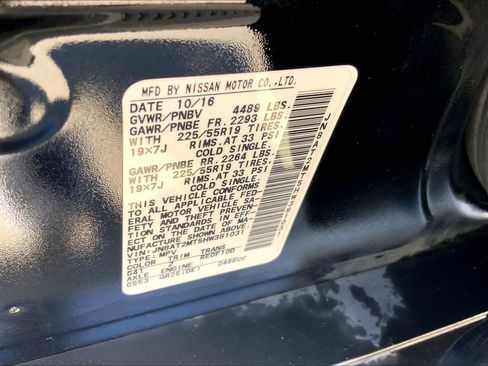 Used 2017 Nissan Rogue SL w/ SL Premium Package FWD image 32