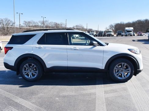 New 2026 Ford Explorer Active w/ Active Comfort Package AWD/4WD image 14
