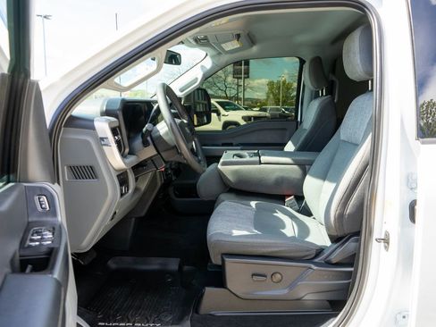 Used 2023 Ford F450 XLT w/ FX4 Off-Road Package AWD/4WD image 11