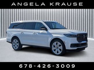 Used 2025 Lincoln Navigator L Reserve video 1