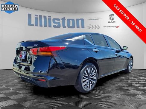 Used 2023 Nissan Altima 2.5 SV image 6