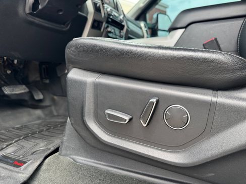 Used 2017 Ford F350 Lariat w/ Chrome Package AWD/4WD image 22