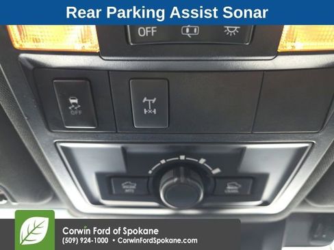 Used 2019 Toyota Tacoma TRD Off-Road w/ Technology Package image 21