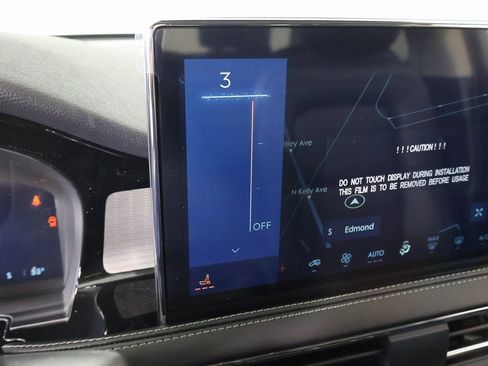 New 2026 Lincoln Corsair Premiere FWD image 8