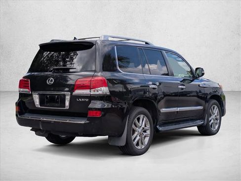Used 2013 Lexus LX 570 4WD w/ Luxury Pkg image 5