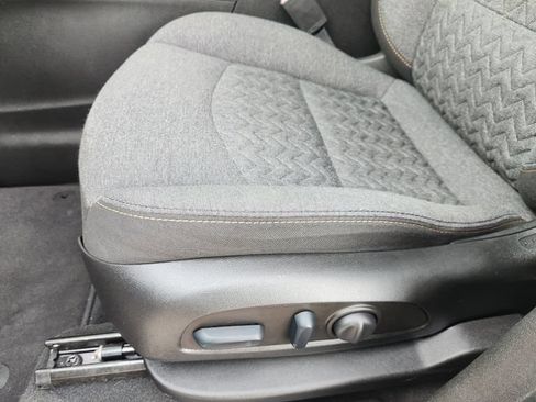 Used 2022 Chevrolet Equinox LT FWD image 27