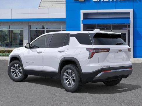 New 2026 Chevrolet Equinox LT w/ Safety and Technology Package FWD image 3