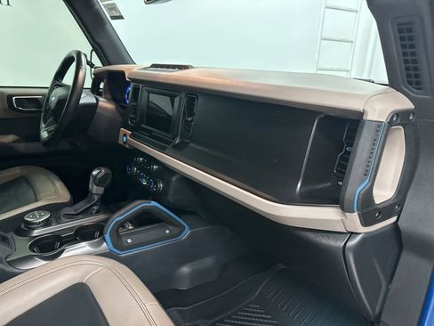 Used 2022 Ford Bronco Wildtrak image 27