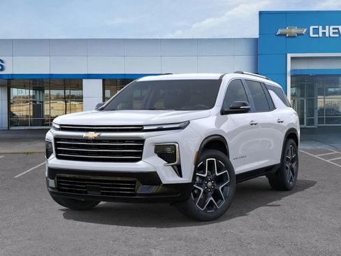 New 2026 Chevrolet Traverse High Country w/ LPO, Floor Liner Package image 7