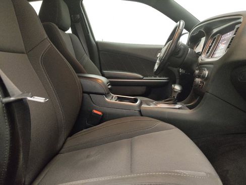 Used 2019 Dodge Charger SXT AWD/4WD image 21