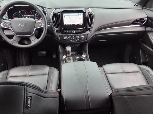 Used 2023 Chevrolet Traverse RS AWD/4WD image 15