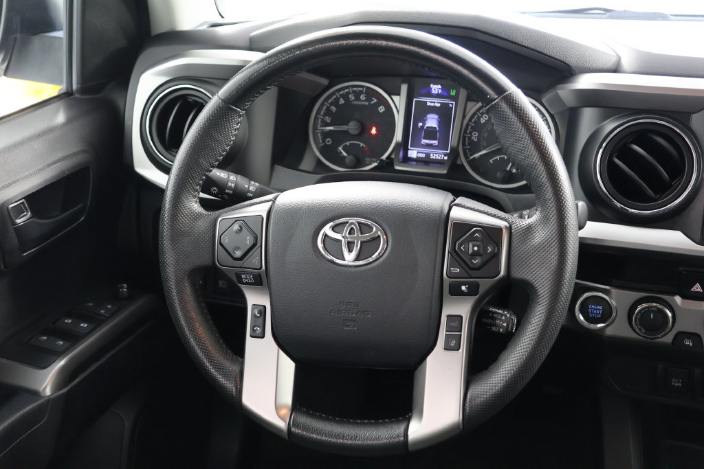 Used 2023 Toyota Tacoma SR5 AWD/4WD image 10