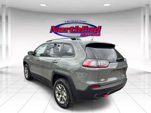 Used 2022 Jeep Cherokee Trailhawk w/ Premium Leather Package AWD/4WD image 5