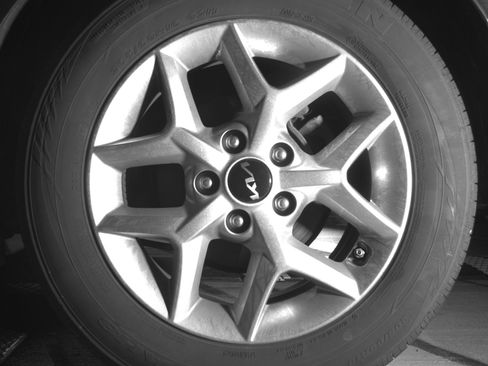 Used 2025 Kia Soul LX w/ LX Technology Package FWD image 14