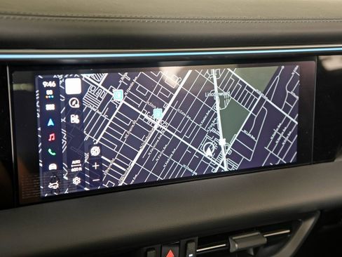 New 2026 Porsche Macan 4 Electric image 29