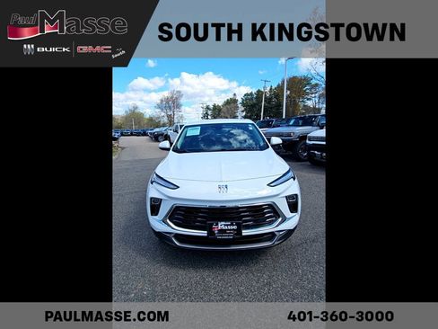 Used 2024 Buick Encore GX Preferred w/ Comfort Package AWD/4WD image 9