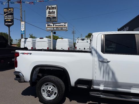Used 2023 Chevrolet Silverado 2500 LT image 11