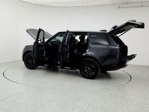 Certified 2024 Land Rover Range Rover Autobiography image 12