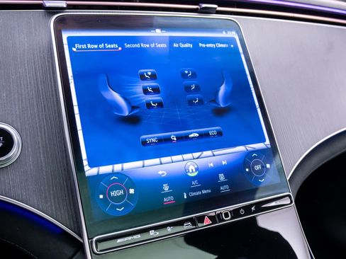Certified 2023 Mercedes-Benz EQE AMG 4MATIC Sedan image 26