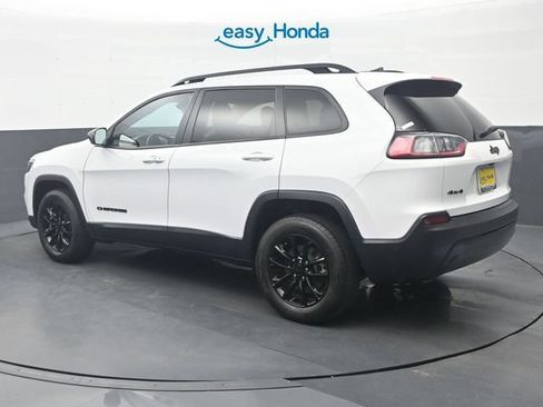Used 2023 Jeep Cherokee Altitude Lux AWD/4WD image 5