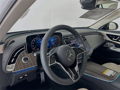 New 2026 Mercedes-Benz E 450 4MATIC All-Terrain Wagon image 9