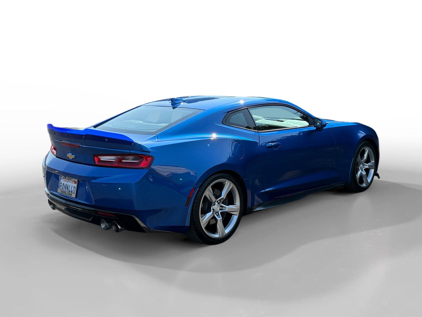 Used 2018 Chevrolet Camaro SS RWD image 5