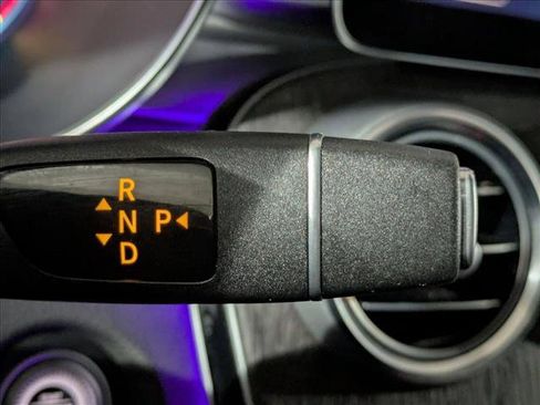 Used 2022 Mercedes-Benz GLC 300 4MATIC image 12