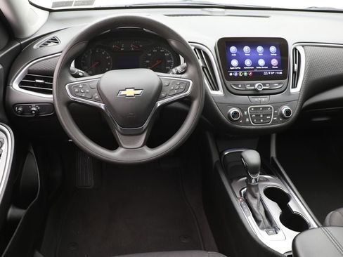 Used 2024 Chevrolet Malibu LT image 13