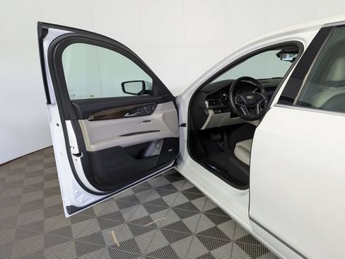 Used 2017 Cadillac CT6 Luxury AWD/4WD image 15