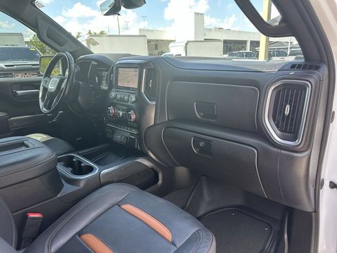 Certified 2021 GMC Sierra 1500 AT4 w/ AT4 Value Package AWD/4WD image 28