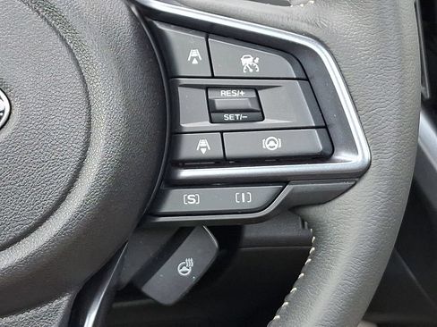 Used 2025 Subaru Forester Limited AWD/4WD image 23