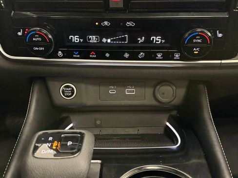 Used 2023 Nissan Rogue Platinum w/ Platinum Premium Package image 22