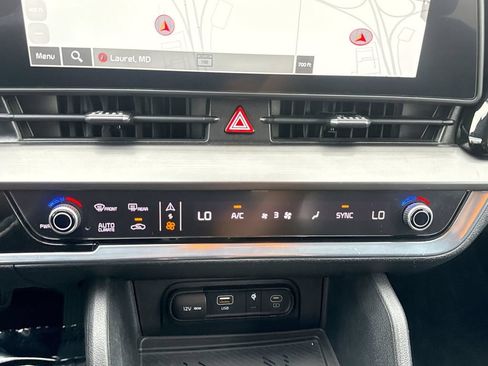 Used 2023 Kia Sportage EX FWD image 16
