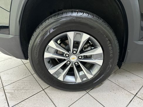 Certified 2025 Chevrolet Equinox LT w/ Convenience Package II FWD image 16