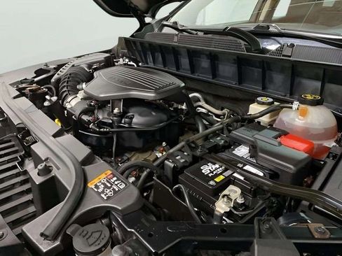 Used 2018 GMC Acadia Denali w/ Technology Package FWD image 23