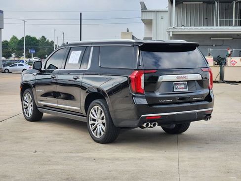 Used 2021 GMC Yukon XL Denali w/ Denali Premium Package AWD/4WD image 5